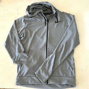 Nike Dri-FIT Zip-Up Hoodie in Wolf Grey